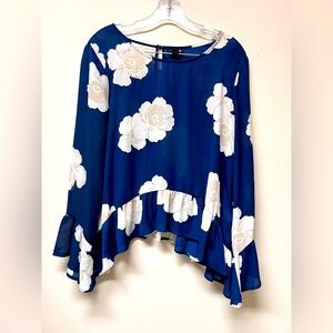 Women's a.n.a. Navy Blue Floral Print Bell Sleeve Flounce Hem Blouse Size Large